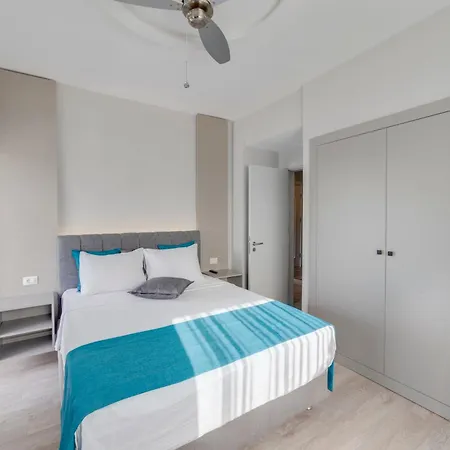 La Brezza & アキアーラ