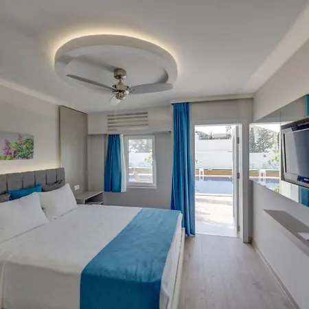 拉贝乐加套房酒店 3* 阿克亚拉尔