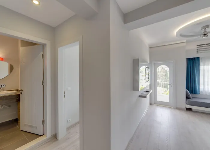 La Brezza & Ξενοδοχείο 3*