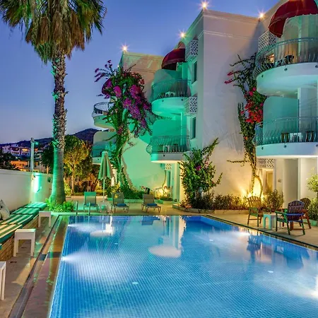 拉贝乐加套房酒店