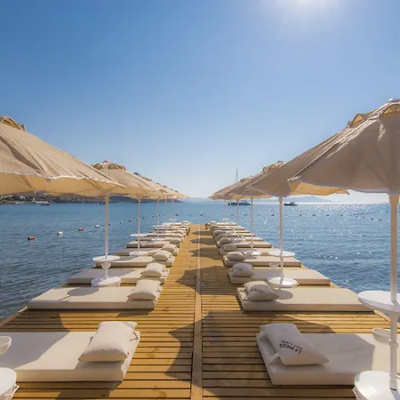 Hotel La Brezza & Akyarlar
