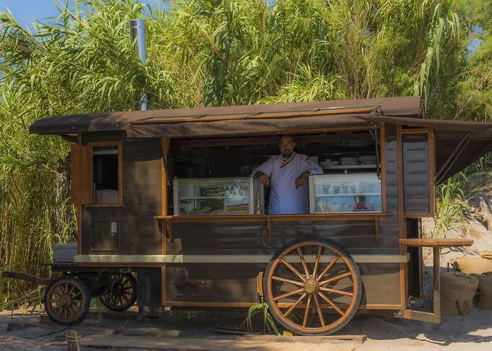 La Brezza & ホテル 3*