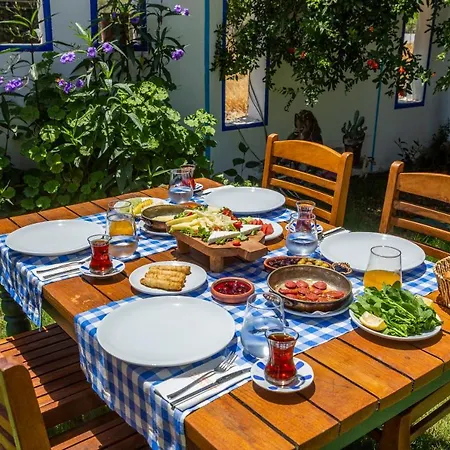 La Brezza & Akyarlar