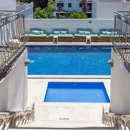 Hotel La Brezza & Akyarlar