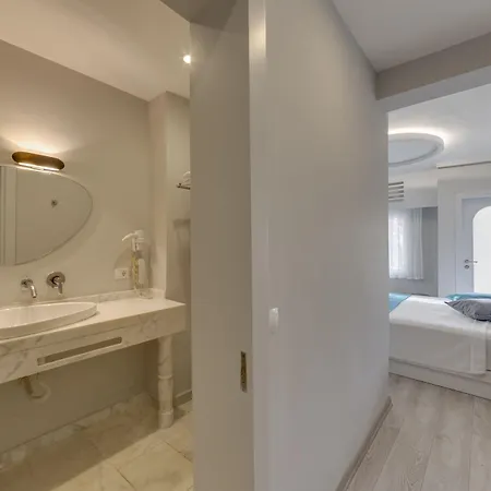 Hotel La Brezza & Akyarlar